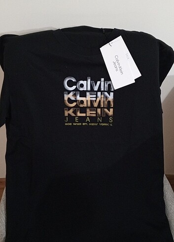 Calvin Klein t-shirt