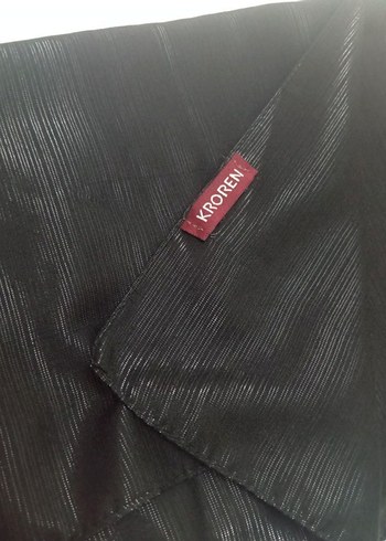 Kadın Siyah Pilili Sentetik Kumaş Şal - Görsel 2