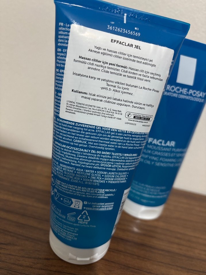 La Roche-Posay Effaclar Arındırıcı Köpük Jeli - Görsel 2