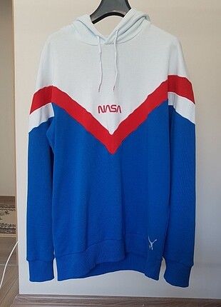 Puma Sweatshirt