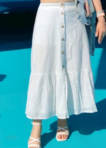 Düğmeli Beyaz Nakışlı  Etek - Görsel 3