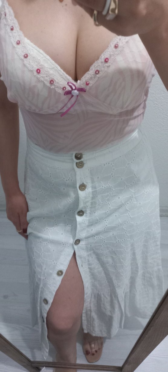 Düğmeli Beyaz Nakışlı  Etek - Görsel 2