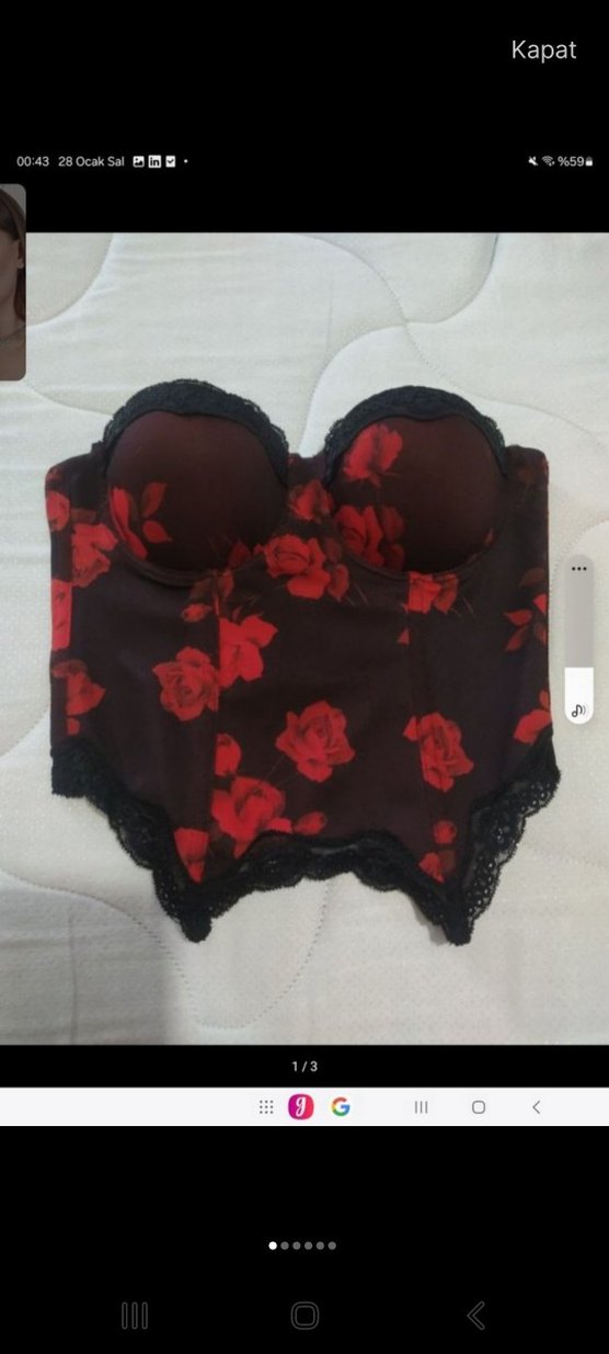 Kırmızı Dantel Detaylı Straplez Korse - Görsel 2