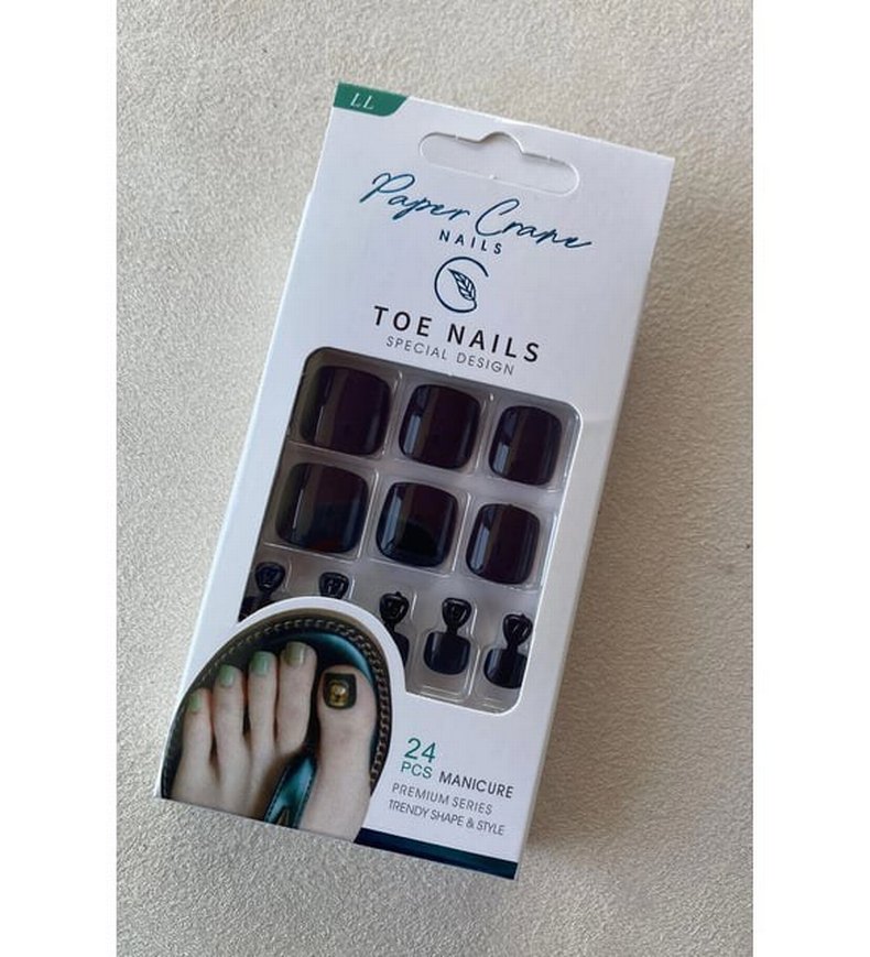 Bordo Renkli Takma Ayak Tırnakları - Görsel 3