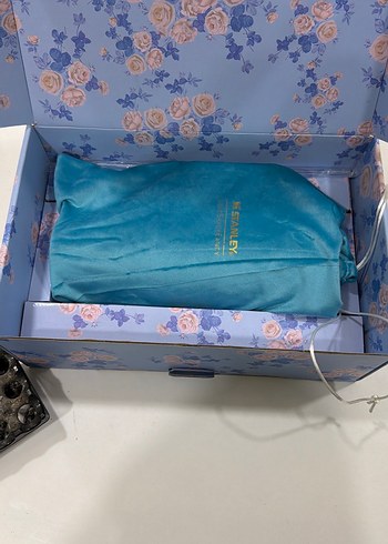 Mavi gül desenli Çantalı çelik Stanley Termos 1.18L - Görsel 4