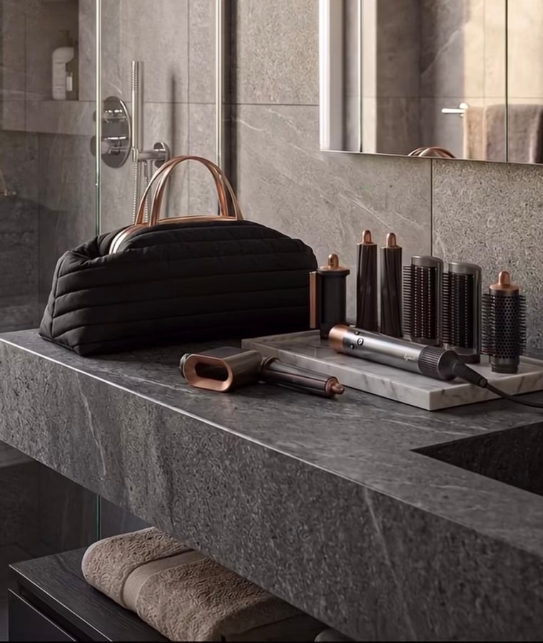 Dyson Airwrap Düzleştirici Seyehat Çantası - Görsel 3