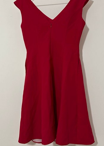 Kırmızı V Yakalı Midi Kolsuz Elbise - Görsel 3