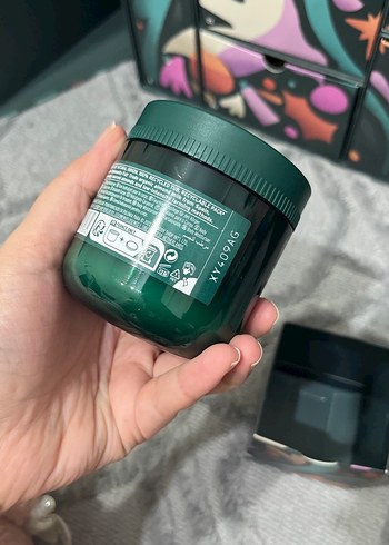 The Body Shop Badem Sütü Vücut Yoğurdu 200ml - Görsel 4