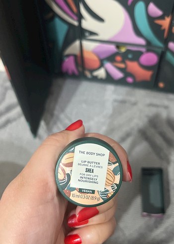 The Body Shop Shea Dudak Balmı 10 ml - Görsel 4