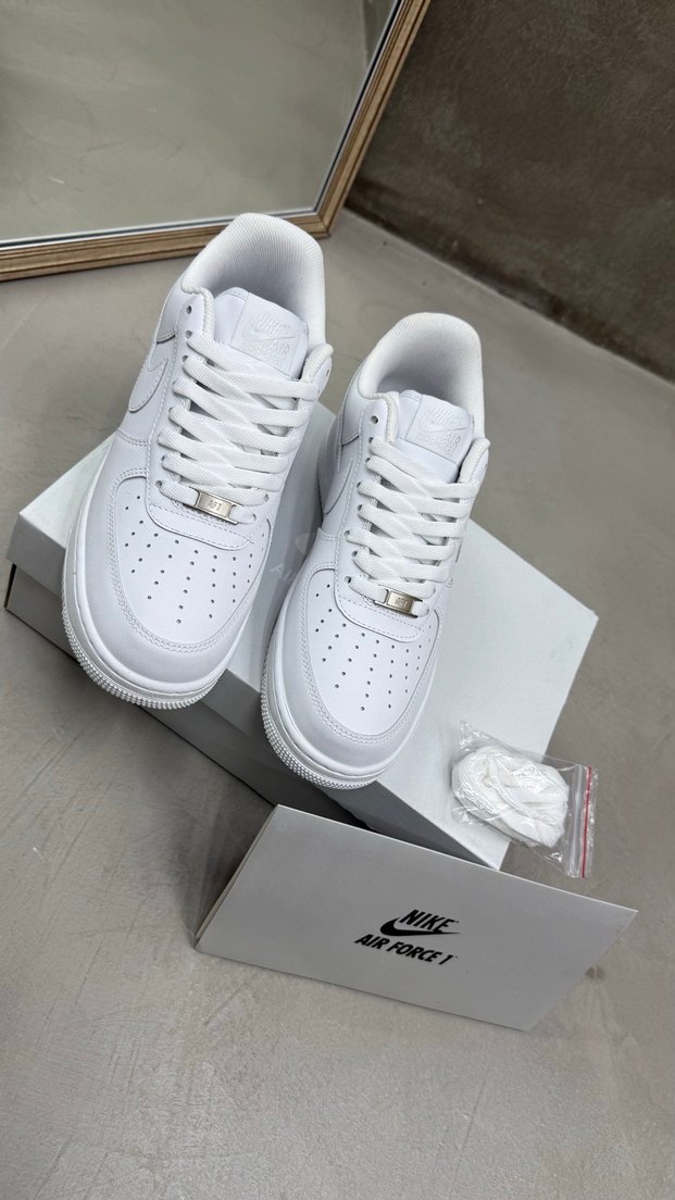 Beyaz İTHAL Nike Air Force 1 Erkek Spor Ayakkabı - Görsel 2