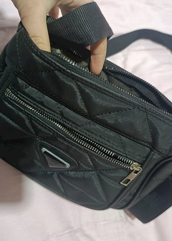Siyah Kadın Fermuarlı Çanta - Görsel 2
