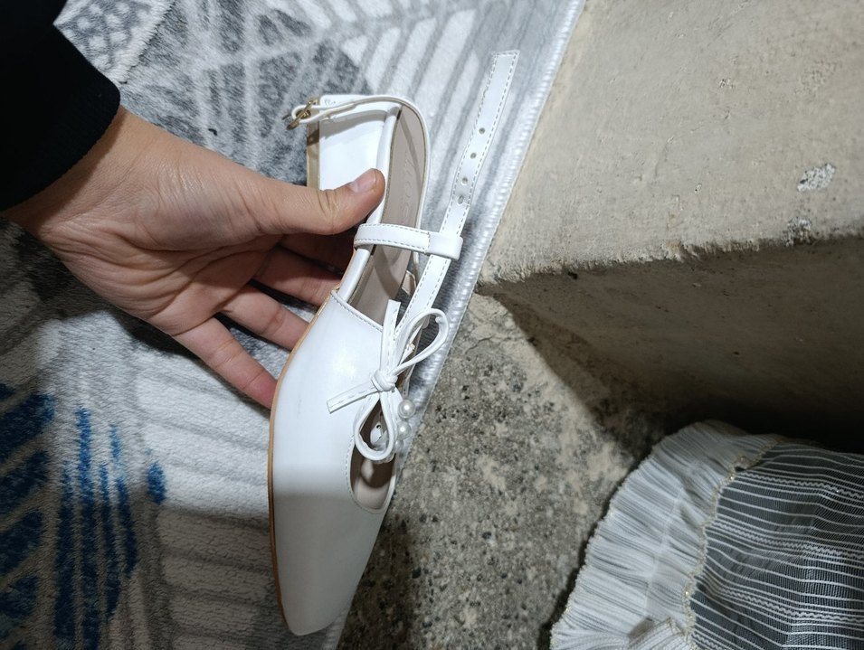 İnci Detaylı Beyaz Stiletto Topuklu Kadın Ayakkabı - Görsel 3