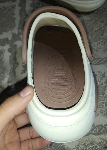 Tokalı Beyaz Platform Terlik - Görsel 3