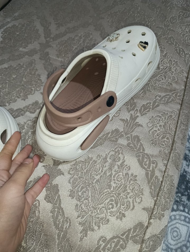 Tokalı Beyaz Platform Terlik - Görsel 4