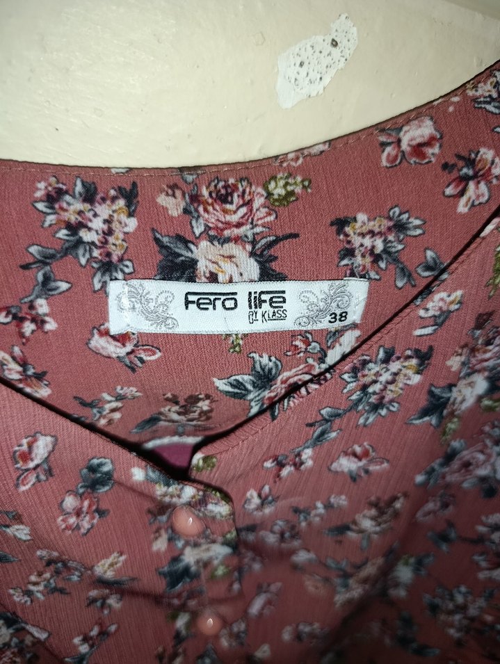 Pembe V Yaka Uzun Kollu Fırfırlı Bluz - Görsel 3