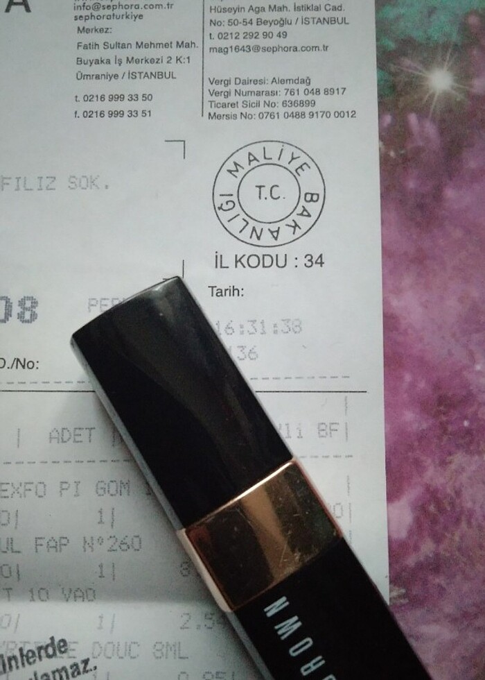 Bobbi Brown Ruj  - Görsel 3