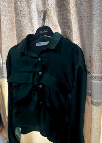 Düğmeli Kısa Yeşil Kadın Gömlek - Görsel 2