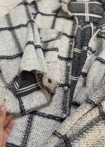 Gri Ekose Desenli Uzun Örgü Kadın Gömlek - Görsel 2