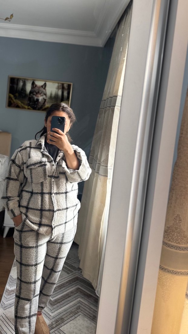 Gri Ekose Desenli Uzun Örgü Kadın Gömlek - Görsel 4