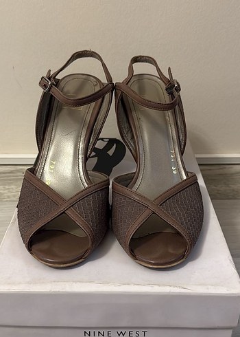 Kahverengi topuklu deri - Görsel 2