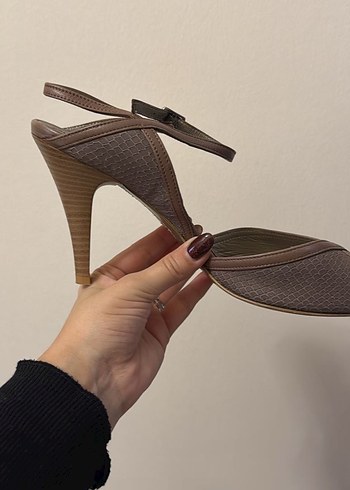 Kahverengi topuklu deri - Görsel 3