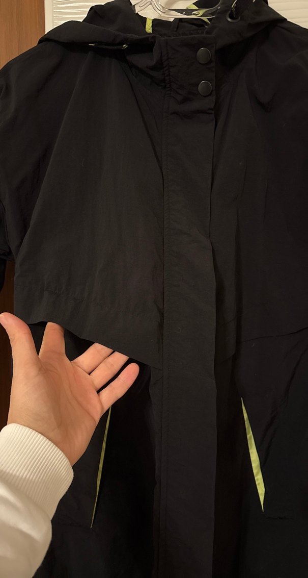 Siyah paraşüt kumaş  kadın yağmurluk - Görsel 3