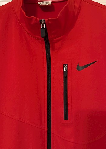 Koyu Kırmızı Dudak Kalemi - Görsel 3