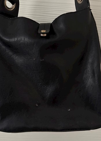 Siyah Deri Perçinli Kadın Çanta - Görsel 4