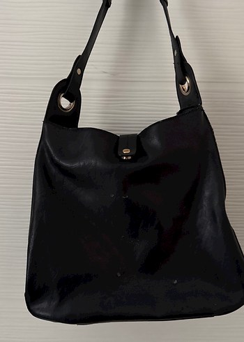 Siyah Deri Perçinli Kadın Çanta - Görsel 3