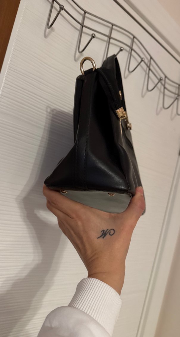 Siyah Deri Tokalı Kadın Çanta - Görsel 3