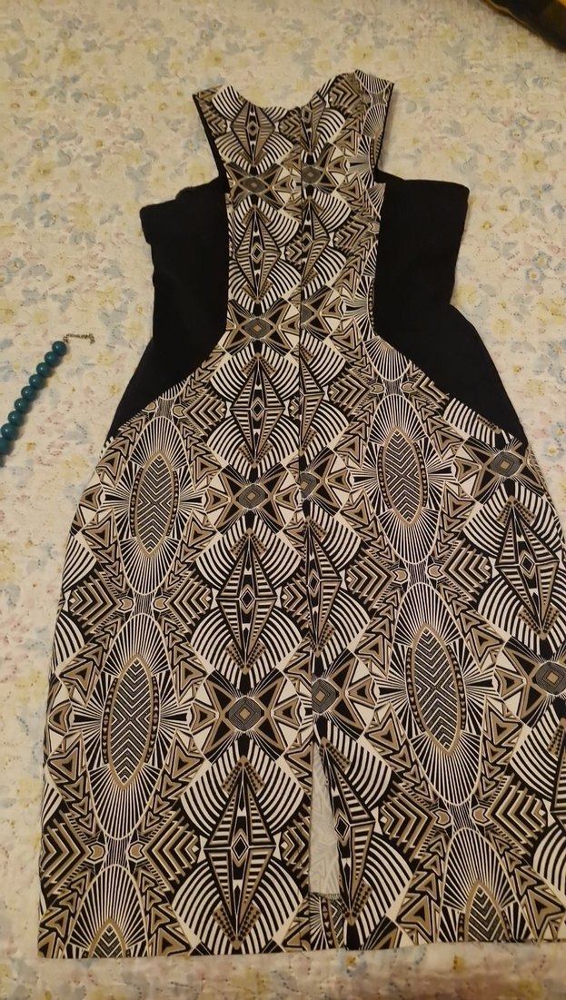 Siyah Baskılı Midi Boy Elbise - Görsel 3