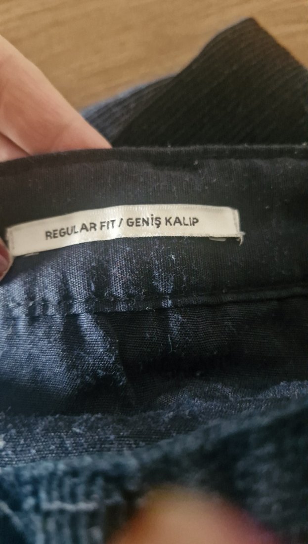 LC Waikiki Lacivert Kadife Pantolon - Görsel 2
