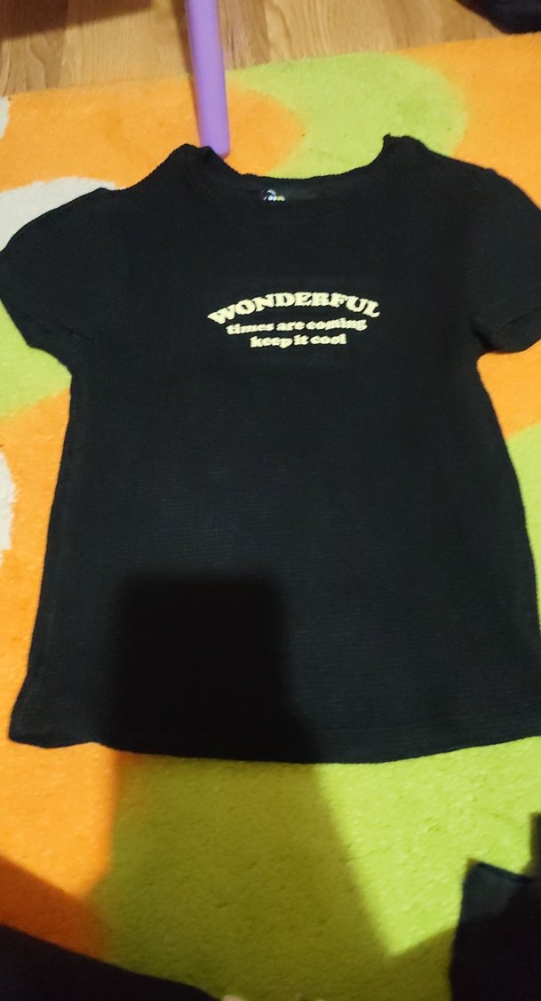 Siyah Baskılı Kısa Kollu 10 yaş  Tişört - Görsel 3