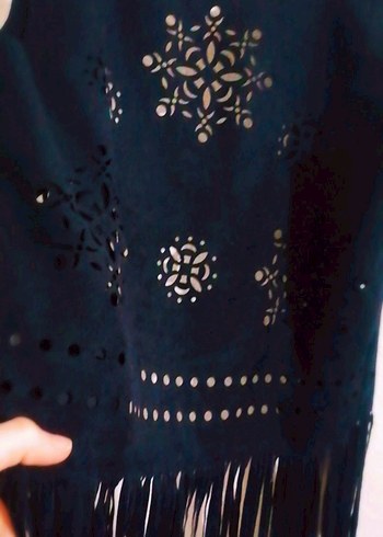 Püsküllü Siyah Kadife Kadın Yelek - Görsel 2