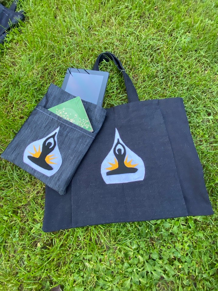 Kot kumaştan Mat Taşıma Bölmeli Kol Çantası ve kitap çantası - Görsel 4