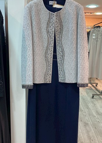 Gri Nakışlı Uzun Kadın Takım - Görsel 2