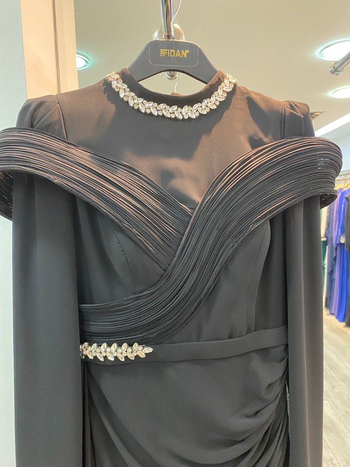 Siyah Uzun Kollu Drapeli Abiye Elbise - Görsel 3