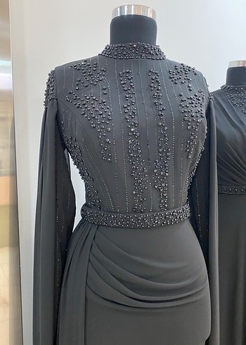 Uzun Siyah Gotik Nakışlı Abiye Elbise - Görsel 2