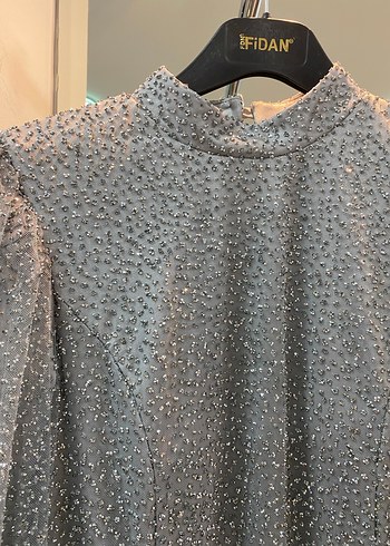 Uzun Kollu Gri Drape Detaylı Kadın Abiye - Görsel 3