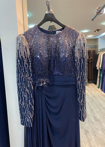 Nakışlı Lacivert Uzun Kollu Abiye Elbise - Görsel 2