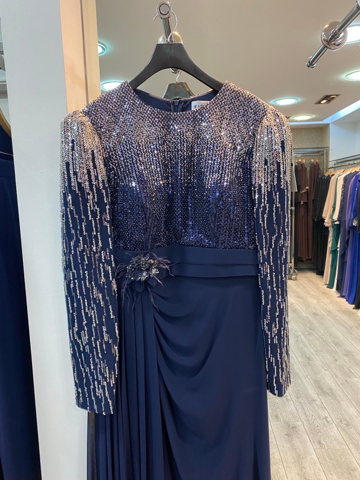 Nakışlı Lacivert Uzun Kollu Abiye Elbise - Görsel 2