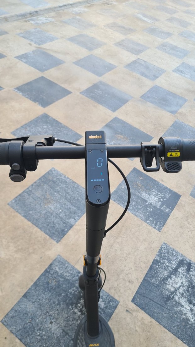 Segway Ninebot MAX G2  Temiz, Düşük KM - Görsel 3