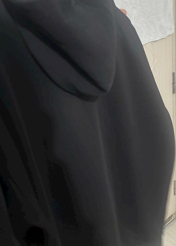 Zincir Detaylı Siyah Kapüşonlu Sweatshirt - Görsel 2