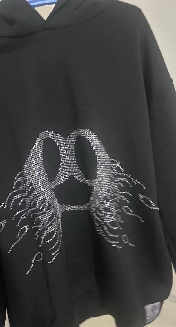 Zincir Detaylı Siyah Kapüşonlu Sweatshirt - Görsel 4