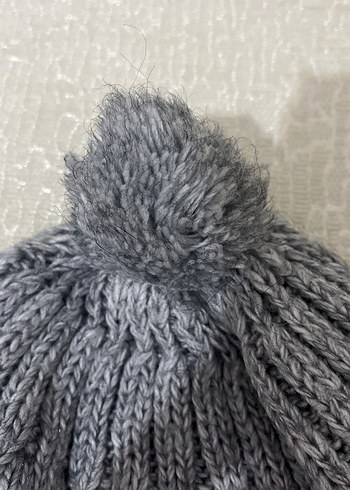 Gri Kadın El Emeği Örgü Bere - Görsel 3