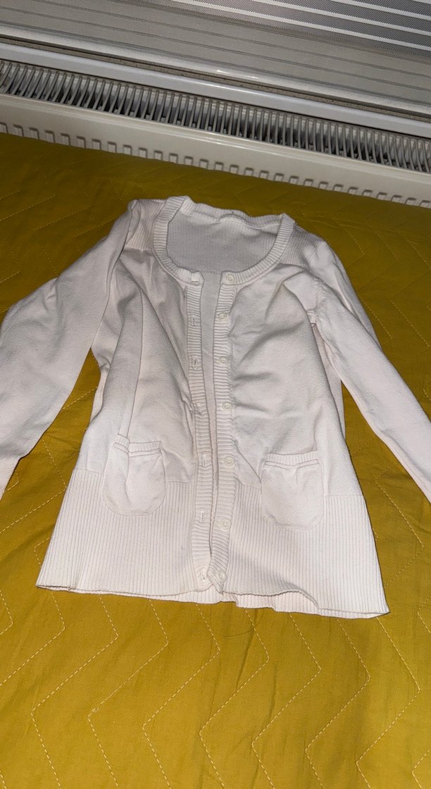 Düğmeli Beyaz Hırka kız çocuk - Görsel 2