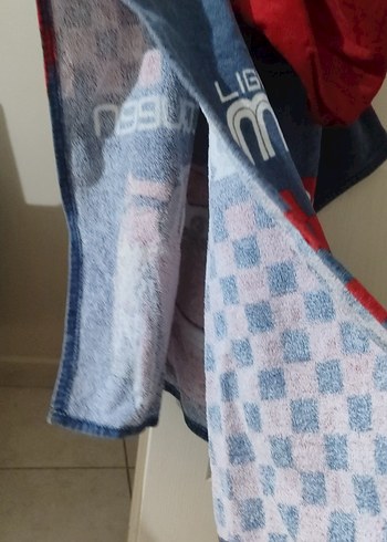 Çocuklar için Baskılı Renkli Kırmızı Bornoz - Görsel 5