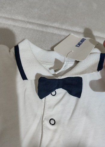 Düğmeli Beyaz Bebek Body - Görsel 4