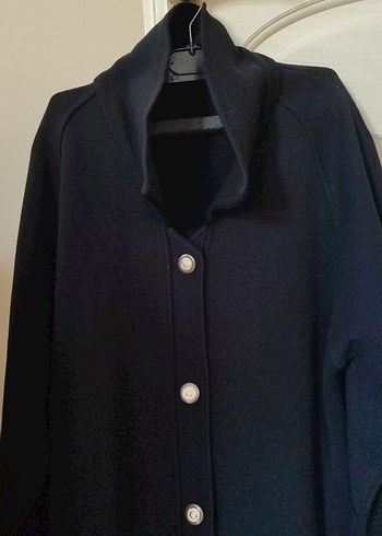 Düğmeli Midi kalın kaban ceket .en alt düğmesi eksik. bilginize - Görsel 2