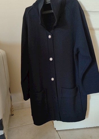 Düğmeli Midi kalın kaban ceket .en alt düğmesi eksik. bilginize - Görsel 3